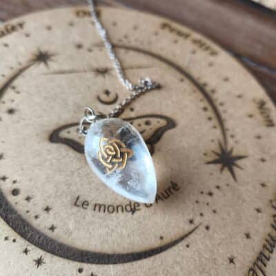 Pendule goutte Cristal de roche Lotus doré