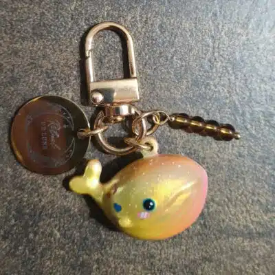 Baleine porte-bonheur Maneki Kujira Jaune