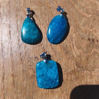 Pendentif Apatite Bleue AA