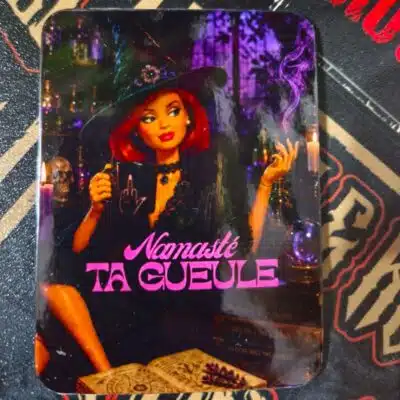 Aimant Barbie Rousse Namasté Ta Gueule
