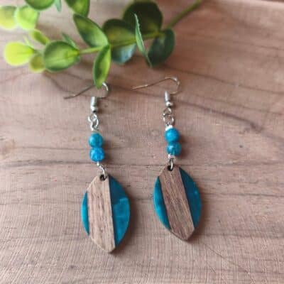 Boucles d'oreilles Apatite Bleue AA